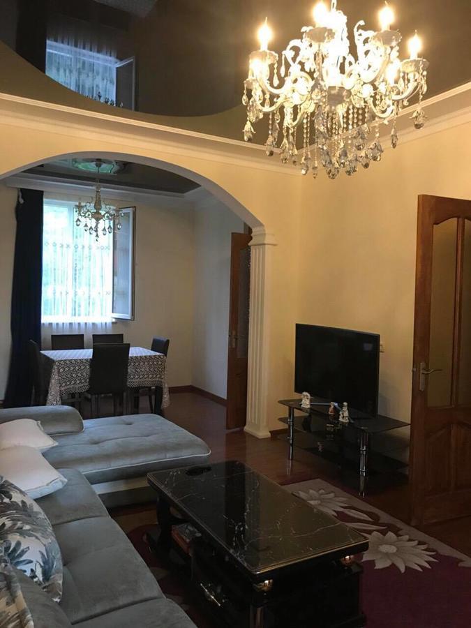 Lela'S Guest House Batumi Luaran gambar